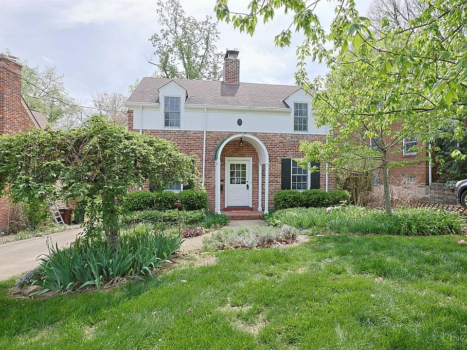 1st image of 67 Forest Ave