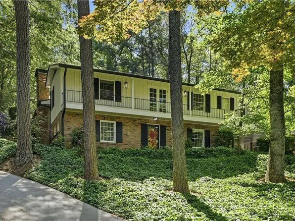 705 E Northway Ln, Sandy Springs, GA 30342