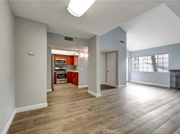 20155 Keswick St Unit 209, Winnetka, CA 91306