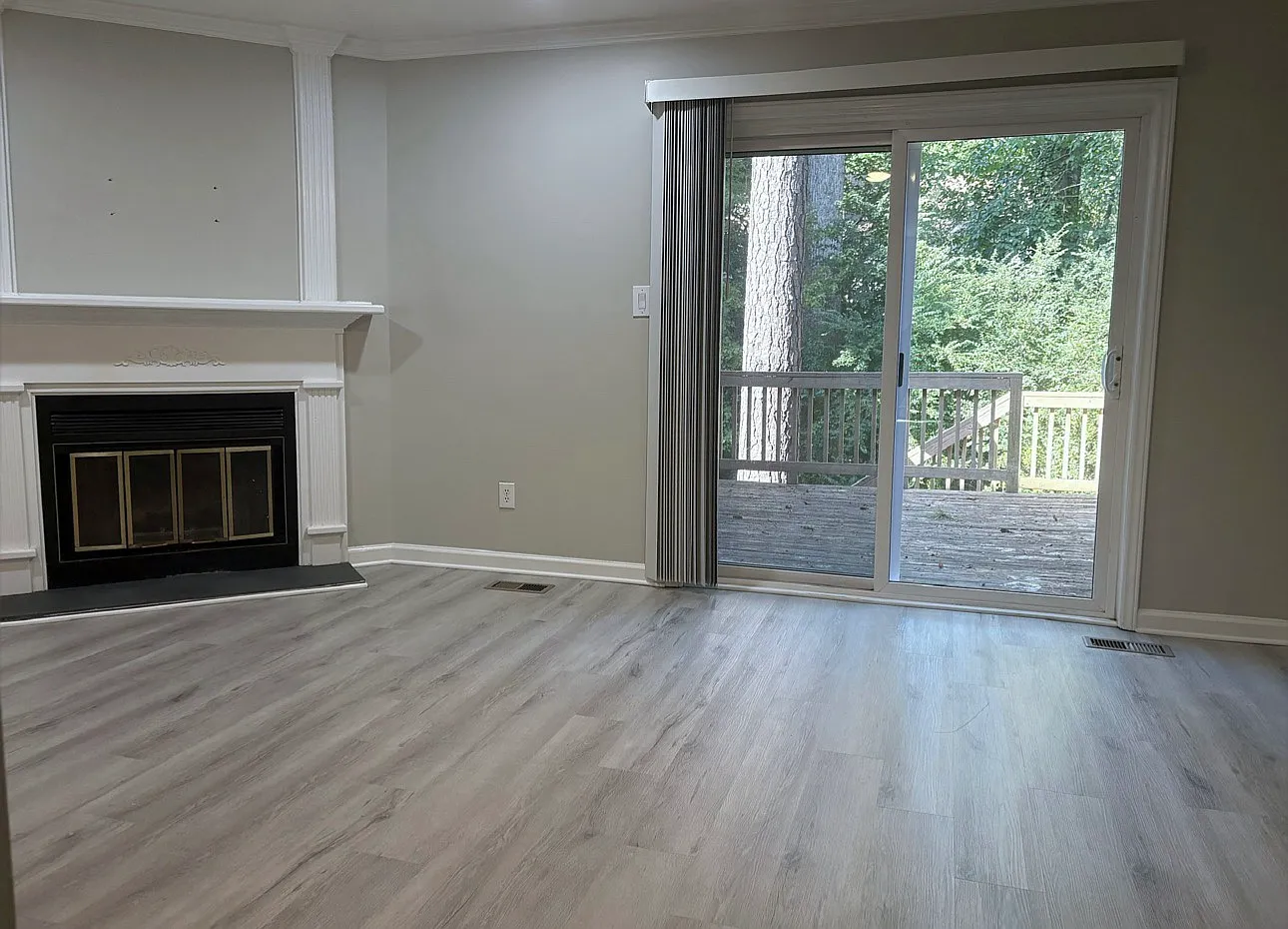 2 bed, 1218 sqft, $1,800 — Photo 2