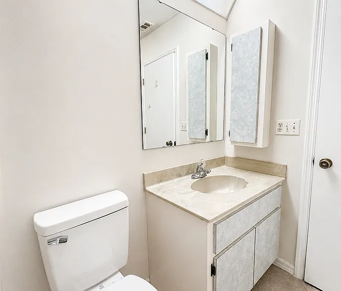 320 SW 3rd Pl #3 — Photo 15