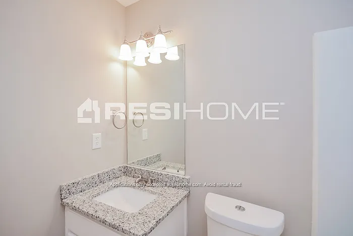 138 Floresta Dr — Photo 15