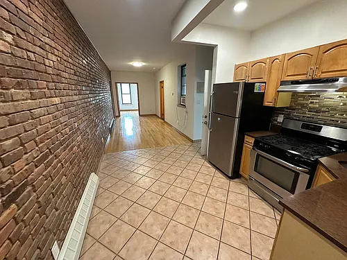 549 Morgan Ave #2 Photo 1