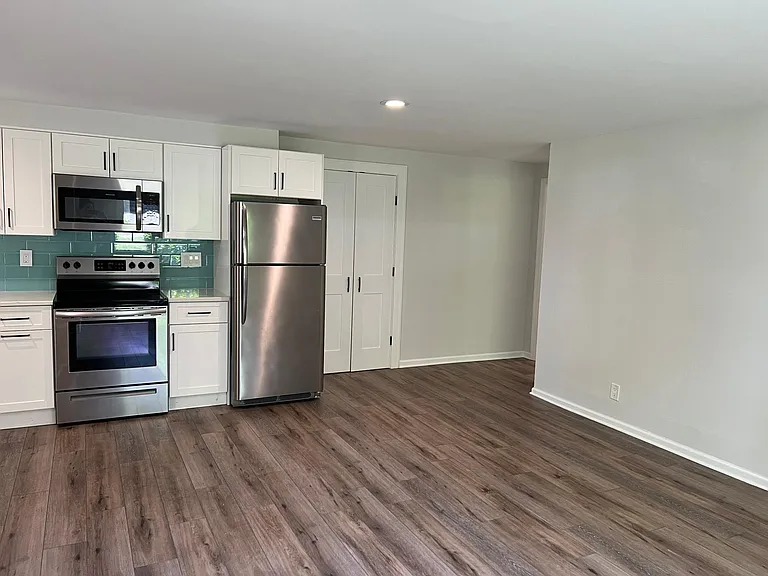 55 Fieldstone Dr #55 — Photo 2