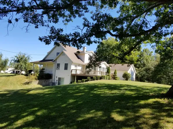 15545 N Misty Ln, Effingham, IL 62401