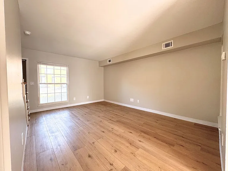 Butler Townhomes — Photo 35