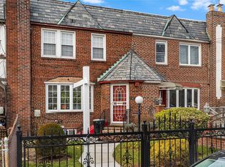 11438 201st St, Saint Albans, NY 11412