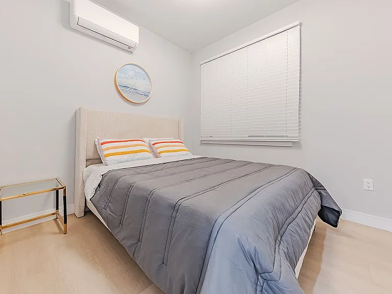 123 S Marguerita Ave #215B — Photo 14