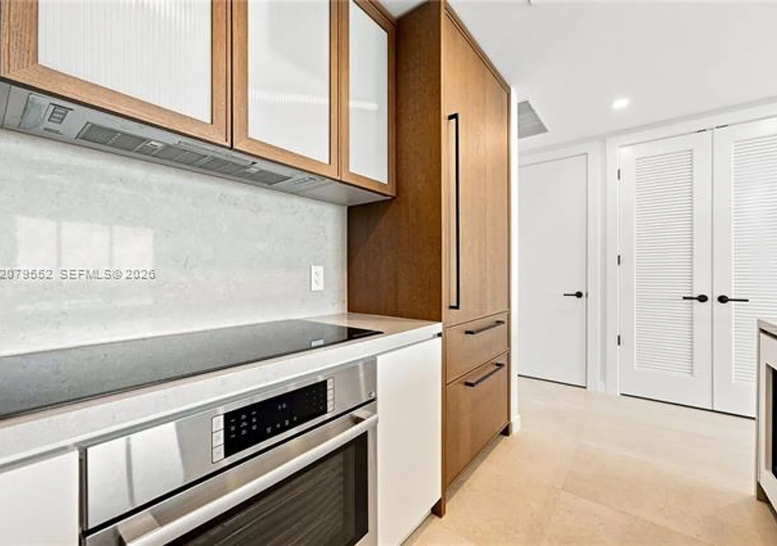 2200 Brickell Ave cu-413, Miami, FL 33129 — Photo 1