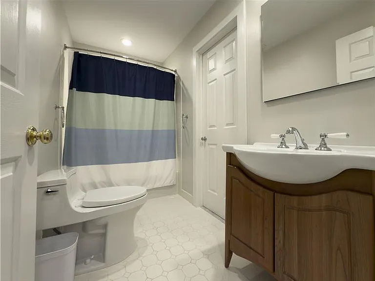 42 Greythorne Woods Cir — Photo 22