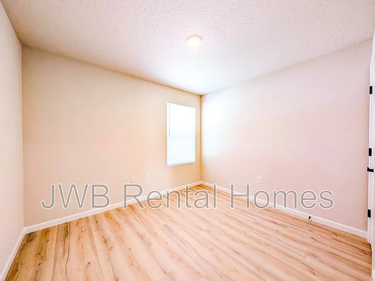 4296 Gilbert St — Photo 7