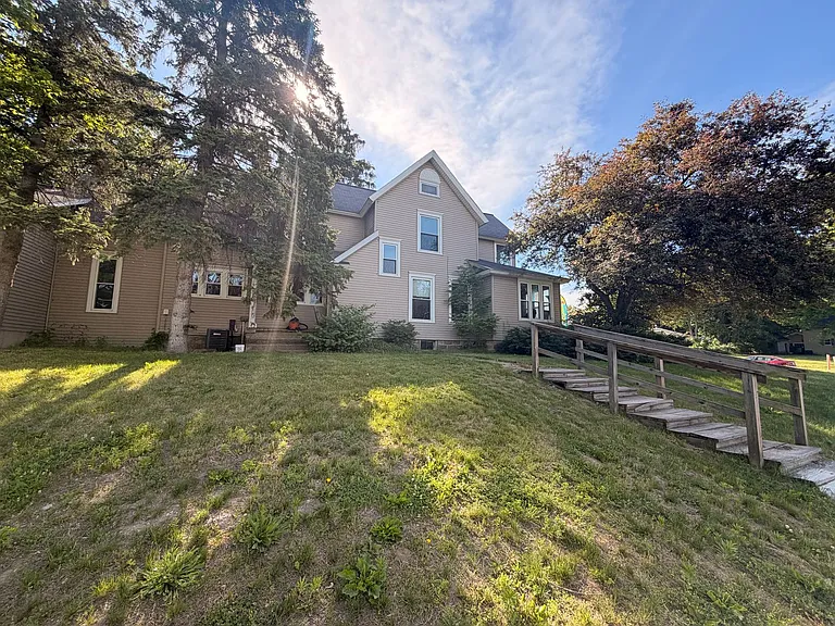 2425 Four Mile Rd NW — Photo 18