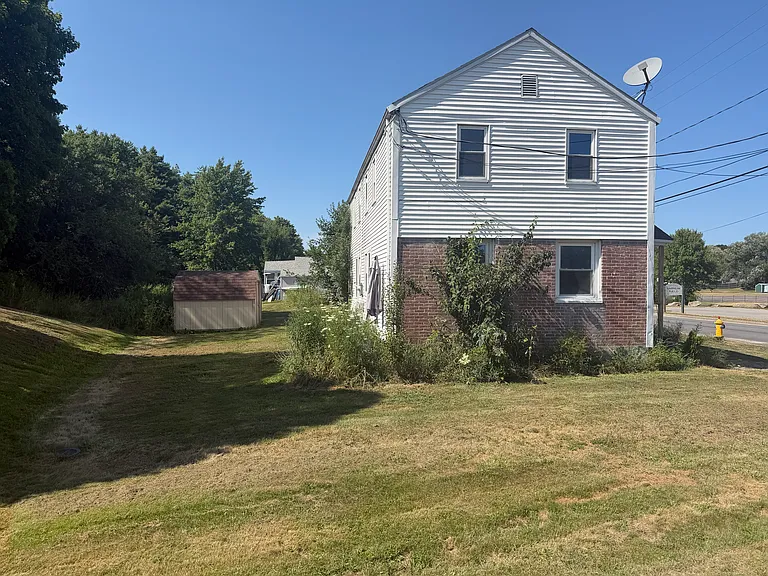 97 Denny Rd — Photo 3