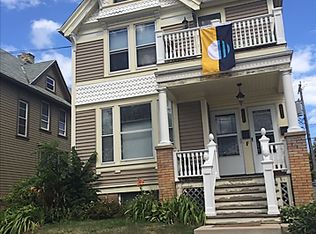 1832-34 N. Warren Ave, Milwaukee, WI 53202