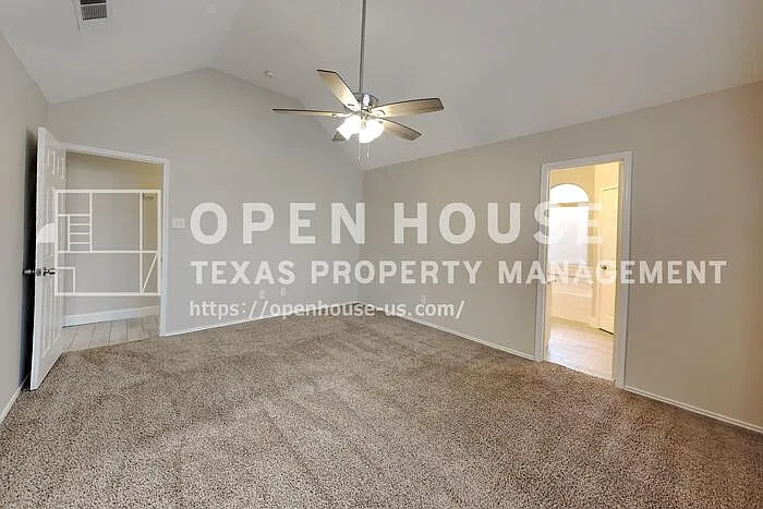 121 Princeton Cir — Photo 8