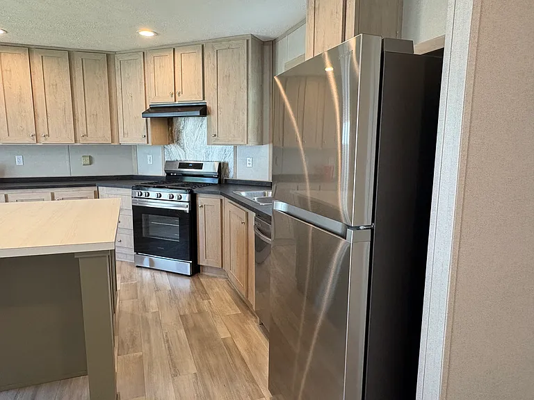 286 Pipers Ln — Photo 2