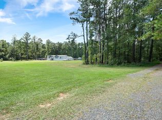225 Connection Ln, Saint Stephen, SC 29479