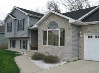 2342 Westwood Ln, Chesterton, IN 46304