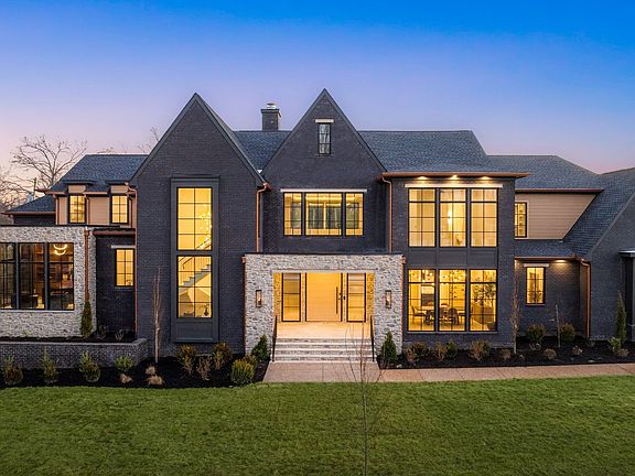 2nd image of 325 Gun Club Rd