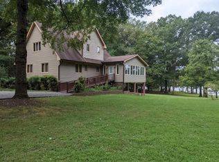 317 Bear Track Trl, Clarksville, VA 23927