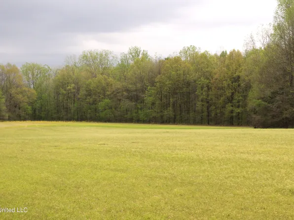 S 4th St, Baldwyn, MS 38824