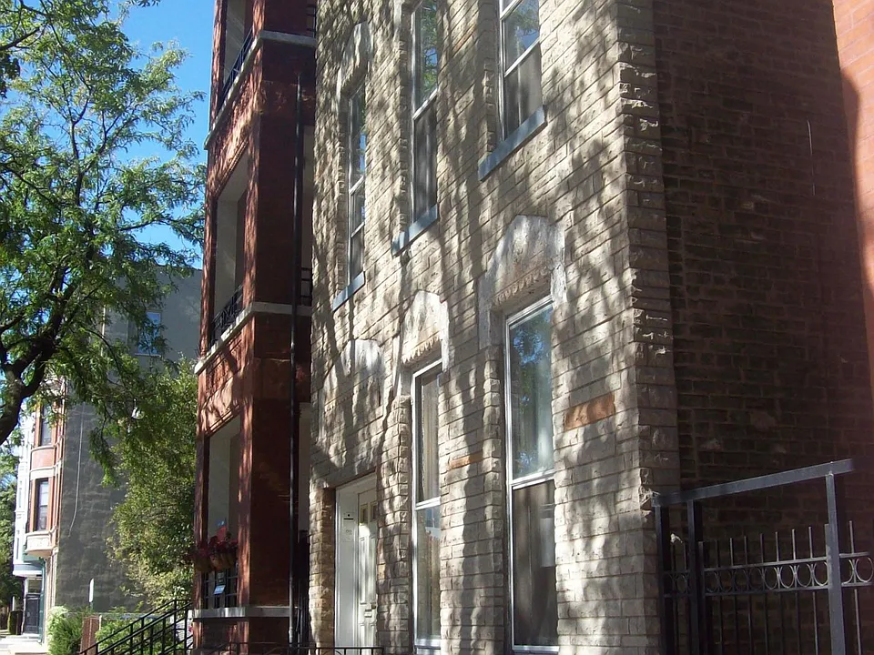 1418 rest of block to corner west