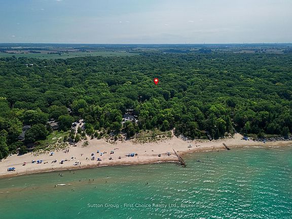 3rd image of 10287 Christie Blvd