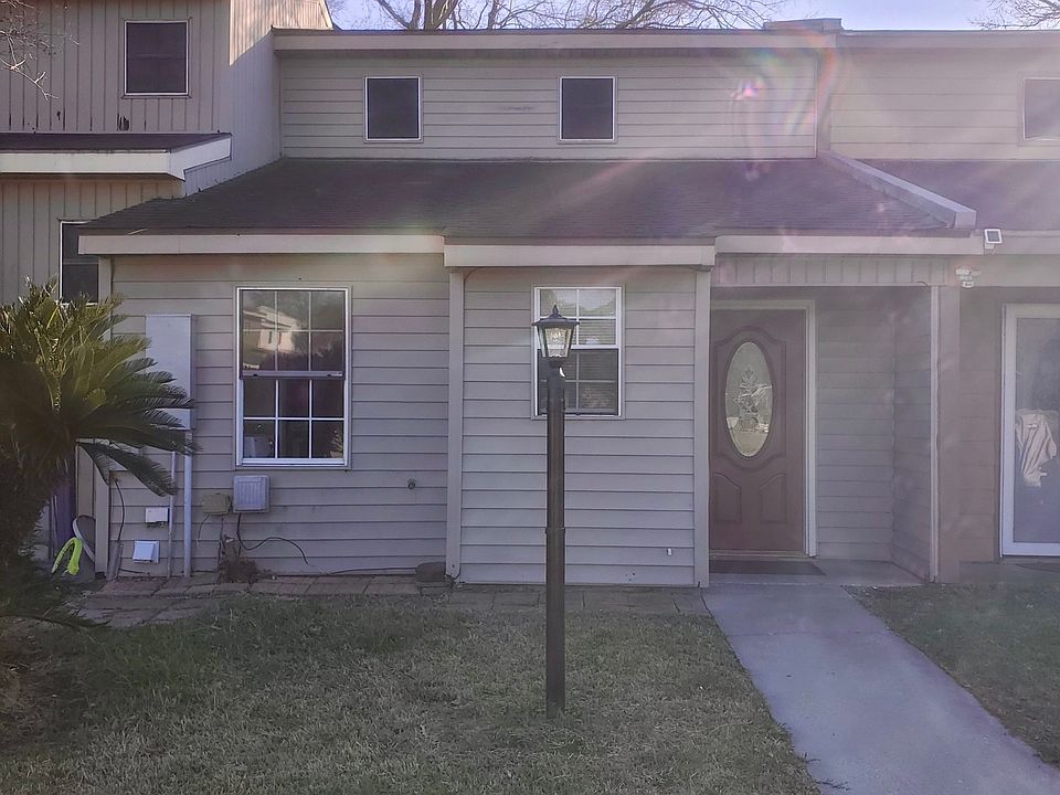 1st image of 2830 Louisiana Ave APT 3
