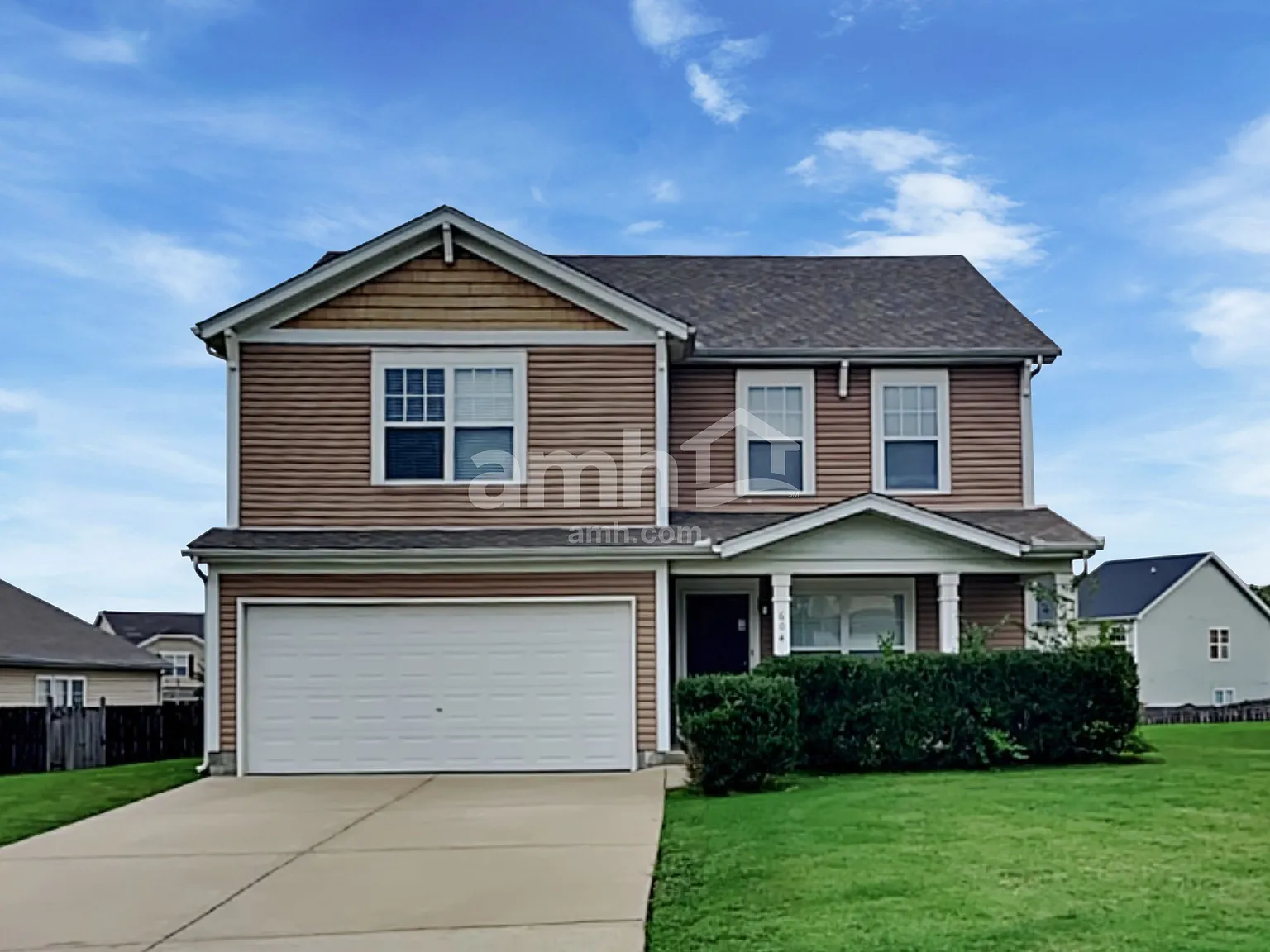 4 bed, 2.5 bath, 2651 sqft, $2,465 — Photo 1