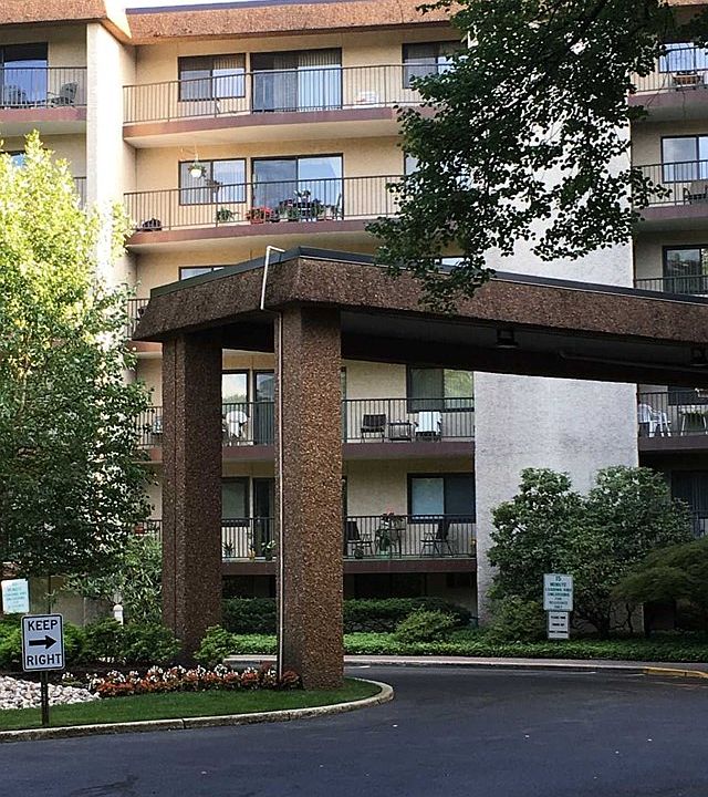 1st image of 521 Piermont Ave APT 406A