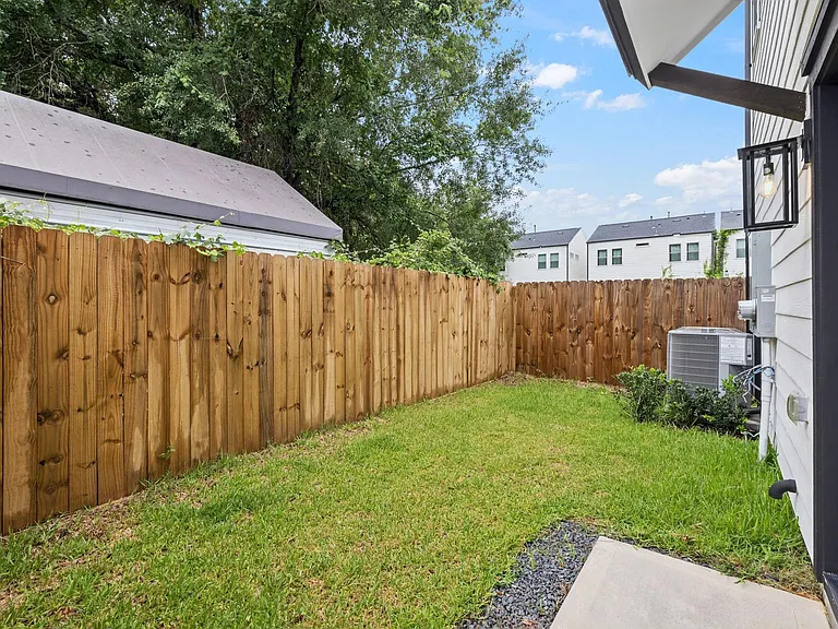 719 Thornton Rd #D — Photo 46