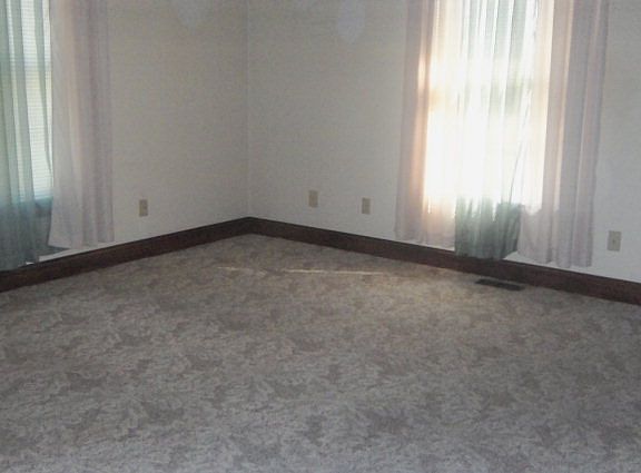 3rd image of 60 Sun Valley Ct #19-B