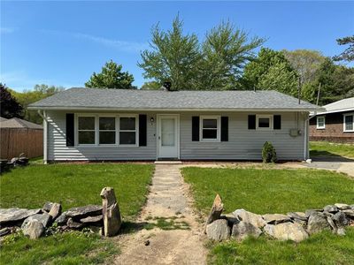 4 Abbey Ln, Foster, RI, 02825