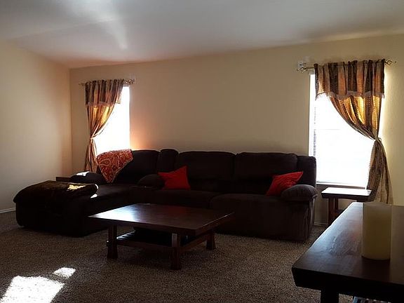 4th image of 115 San Jacinto Dr