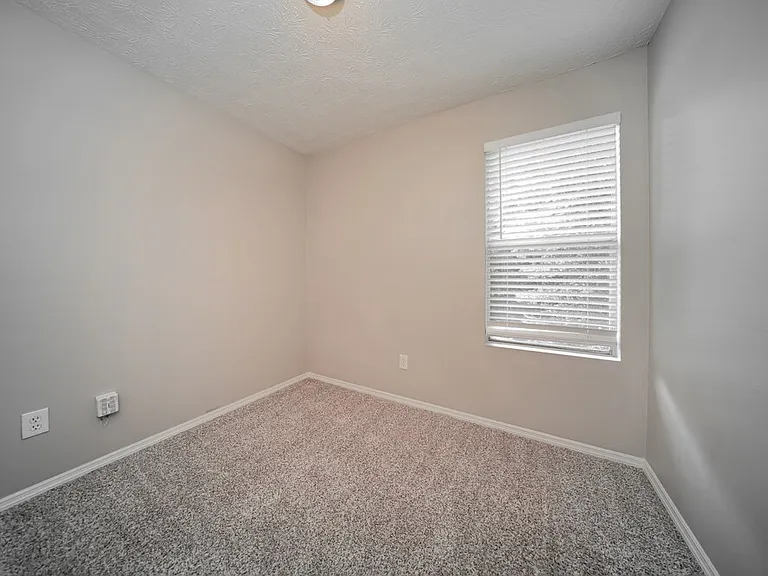4919 Windsor Downs Dr — Photo 13