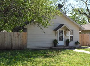 237 E 12th Ave, Augusta, KS 67010