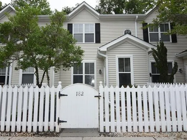 5813 Wrightsville Ave APT 182, Wilmington, NC 28403