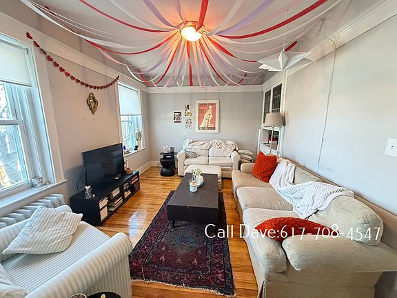 2nd image of 231 South St #8