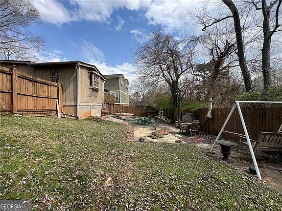 5th image of 3143 Cedar St