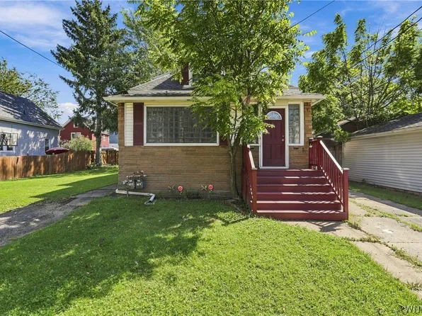 153 Columbus Ave, Buffalo, NY 14220