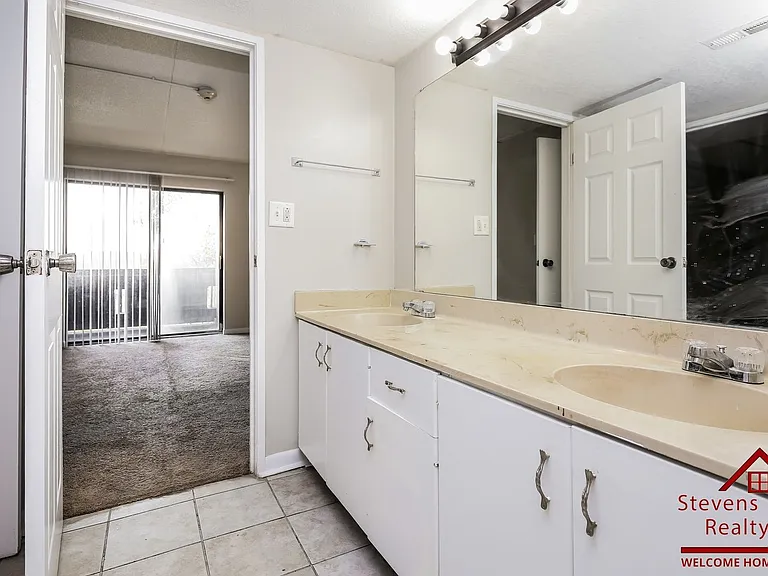Ridge Terrace Apartments — Photo 46