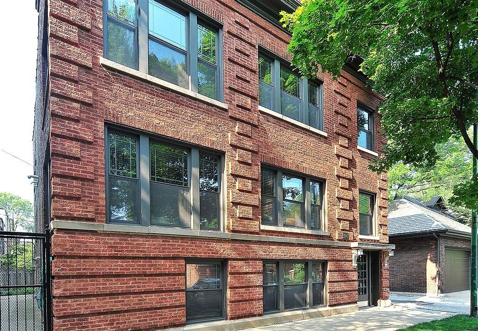 1st image of 1350 W Balmoral Ave #2