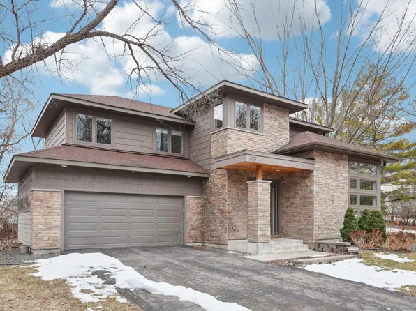 529 Division St, Excelsior, MN 55331