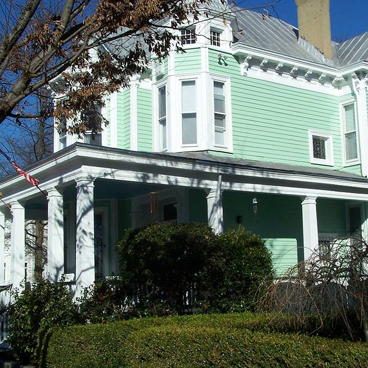 2nd image of 3400 E Broad St