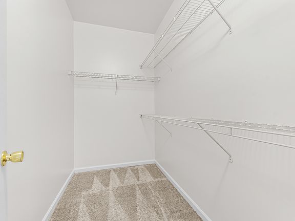 4th image of 104 Bristow Manor Ln