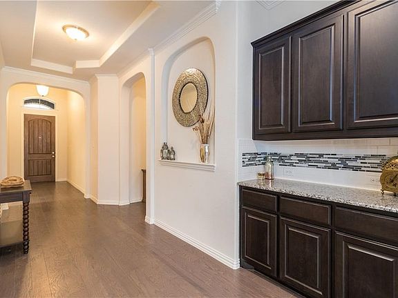 4th image of 15204 Primrose Garden Ct