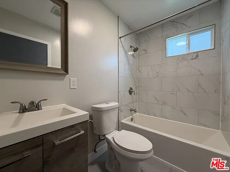 1505 S Cochran Ave #1 — Photo 26