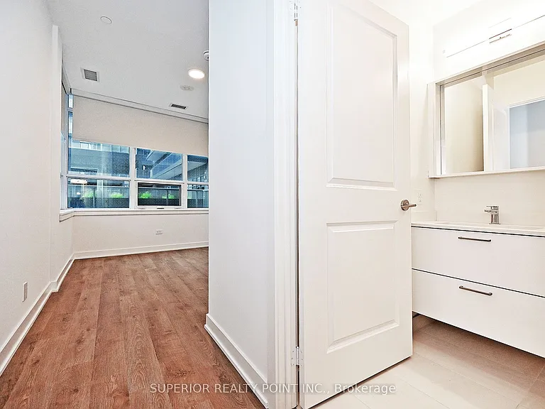 30 Upper Mall Way #A214 — Photo 20