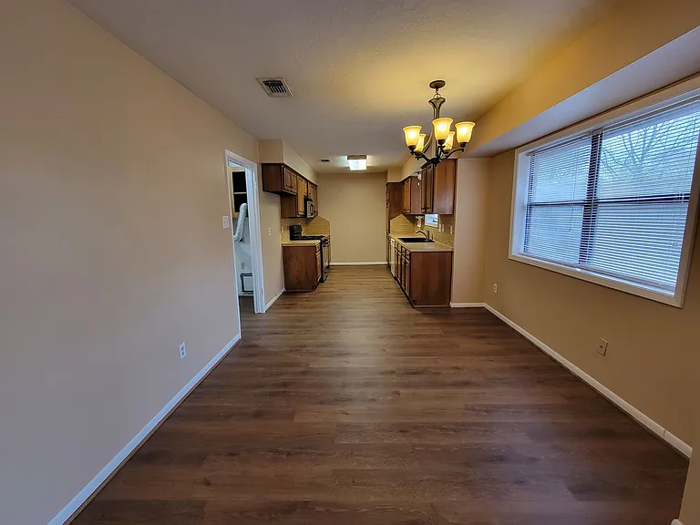 2603 Vicksburg Ct — Photo 5