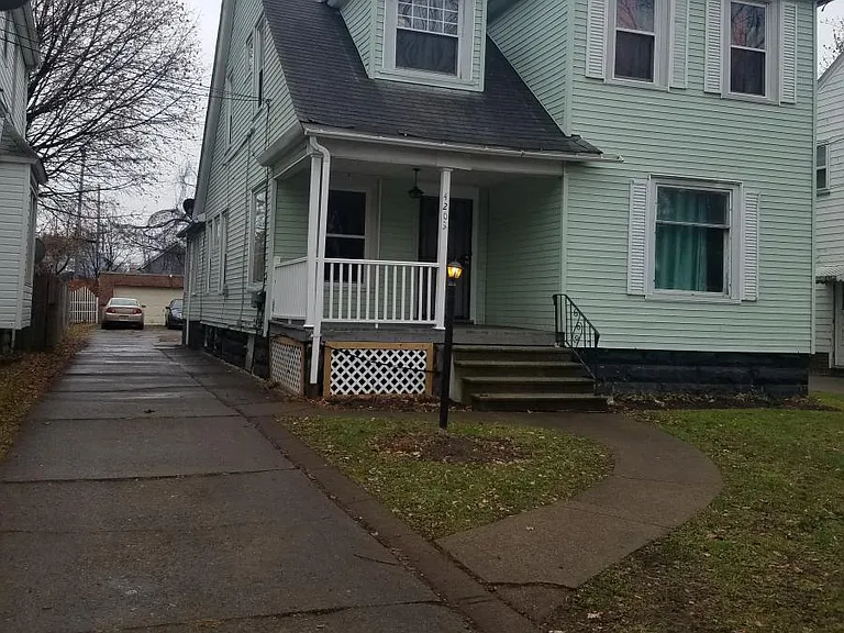 4203 Archwood Ave #UP — Photo 21